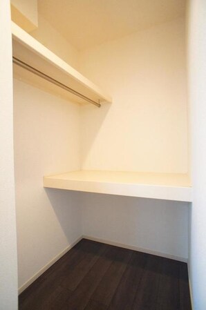 オークランド フィオーレの物件内観写真